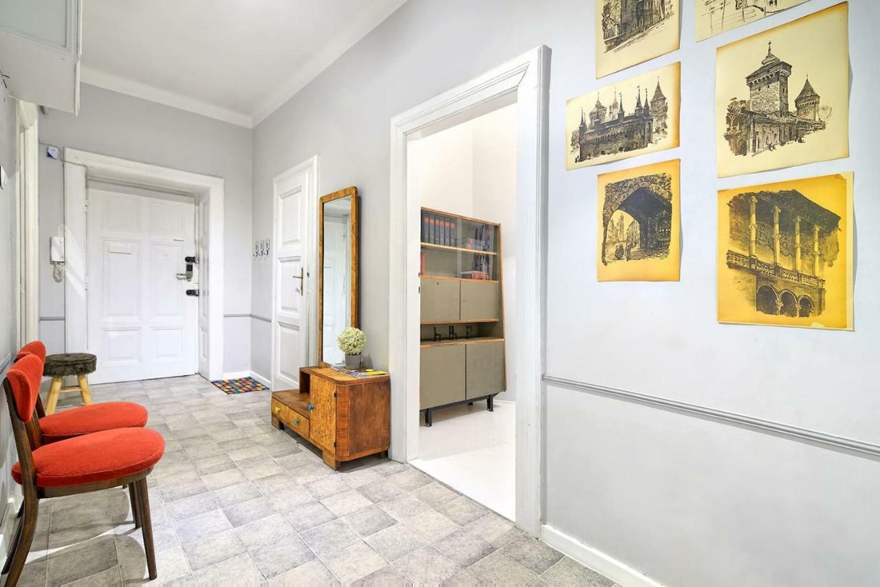 Luxury Retro Apartment, City Center, Wifi Краков Экстерьер фото